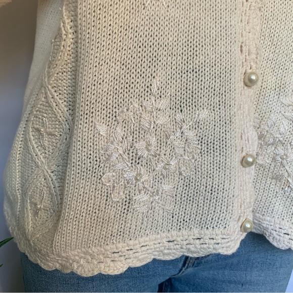 v i n t a g e :: Whimsy Floral Pearl Embroidered Granny Knit Cardigan - Picture 8 of 11